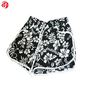 Pantalones cortos ajustados por sublimación para mujer, pantalones cortos transpirables con estilo, ligeros y duraderos para mujer con volantes - Product Image 3