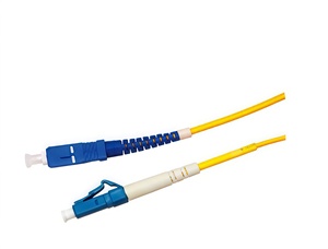 สายแพทช์ไฟเบอร์ออปติก LC/FC <span class=keywords><strong>Simplex</strong></span> X Single Mode G652D FC APC สำหรับงาน FTTH ในอาคาร แบบ OEM ปรับแต่งได้ - Product Image 4