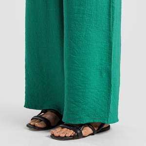 Pantalon Palazzo Vert Verve pour Femme en Crêpe Respirant, Coupe Large, Style Coréen, Taille Haute, Effet Délavé Coloré - Product Image 5