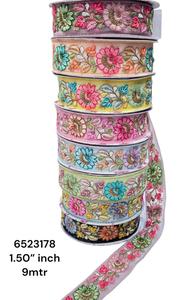 Rubans et dentelles d'organza sur mesure brodés à la machine en huit options de couleur divers modèles pour robes de mariée - Product Image 2