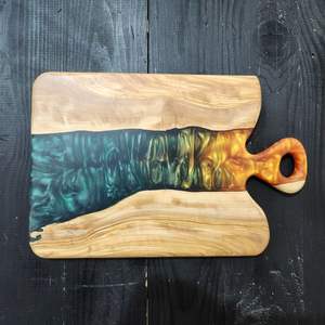 Planche à fromage en résine Planches à découper en résine en bois Forme personnalisée avec décor de cuisine multicolore restaurant - Product Image 1