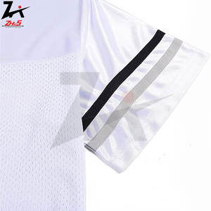 Ropa de calle personalizada Jersey con efecto envejecido Diseño de uniforme de fútbol americano de inspiración vintage con tela de malla Ropa única - Product Image 5