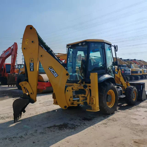 JCB 3CX, 3CX Plus, 3CX Pro, 4CX Plus, 4CX Pro, Retroexcavadora 3CX, Cargadora de Ruedas, Cucharón Frontal, Excavadora para Construcción, Granjas y Patios - Product Image 3