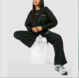 Custom Sports Hoodie <b>Sweatpants</b> <b>Set</b> Women Cropped Hoodie and Jogger <b>Set</b> Streetwear Women Sweatsuit Tracksuit 2 Piece <b>Set</b> - Product Image 4