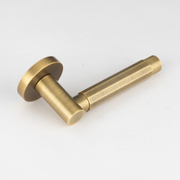 Poignée de porte en laiton antique, levier aux bords angulaires, rose ronde, finition brossée, quincaillerie pour portes intérieures de chambre à coucher et de salle de bain