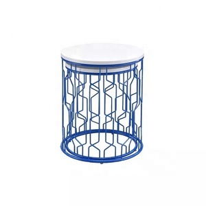 Mesa de nido moderna hecha a mano con base dorada y tapa de vidrio para uso en muebles para el hogar - Product Image 5