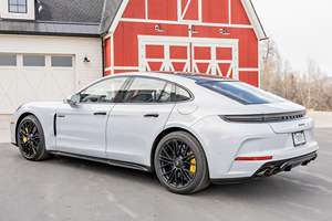 Porsche Panamera Turbo S E-Hybrid 2025 Usado (LHD/RHD) - Product Image 4