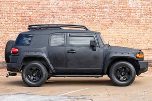 รถยนต์โตโยต้า FJ ครุยเซอร์ ปี 2007 มือสอง พวงมาลัยซ้าย/ขวา - Product Image 3