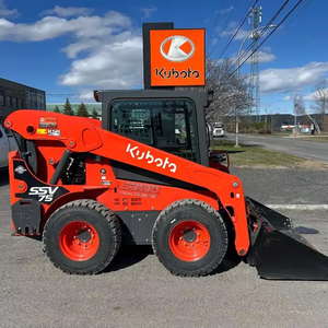 Achetez un chargeur sur chenilles Kubota SVL75-2, faible nombre d'heures, cabine fermée, comme neuf, pompe de chargeuse de 2 tonnes à haut débit avec hydraulique auxiliaire - Product Image 1