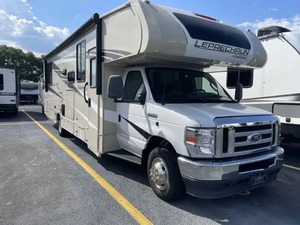 Vendeur vérifié pour un Coachmen LEPRECHAUN 319MB d'occasion de 2023 disponible à la vente - Product Image 3