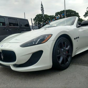 Mas-e-ra-ti Gran-Turismo Sport Convertible RWD 2013 LIMPIO - Product Image 1