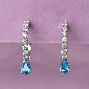 Pendientes de Aro CLARA Bali en Plata de Ley 925 con Cristal Azul Cielo, Elegantes y con Estilo - Product Image 2