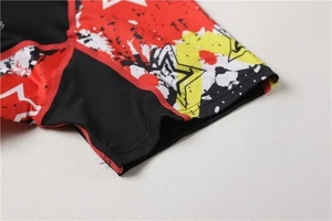 Qualité supérieure OEM Rash Guard Hommes Sublimation Imprimé Spandex Gym Fitness Surf Plongée Rash Guard Compression ShirtsRRI-RH-01 - Product Image 3