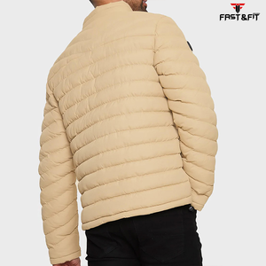 Veste de sport professionnelle courte conçue sur mesure, confortable et respirante avec capuche chaude pour l'hiver, style High Street - Product Image 4