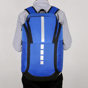 Mochila deportiva resistente para hombres y mujeres con espacio adicional para gimnasio, fútbol, voleibol, natación y compartimento para ordenador portátil, resistente al agua, duradera - Product Image 3