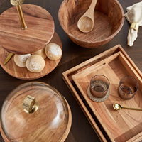 Support à gâteau rond en verre à motif de bandes métalliques dorées avec base en bois, écologique, fait main, élégant, avec poignées pour le service