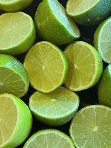 Limón Verde Fresco Sin Semillas, Sabor Ácido Natural, Calidad Premium, Proveedor Vietnamita VIOT, B2B, 6cm, 0.1kg - Product Image 3