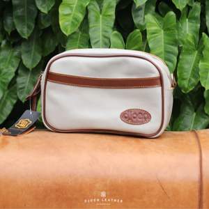 DJOEN Classic Heritage <b>Leather</b> <b>Toiletry</b> <b>Bag</b> Premium Handcrafted Organizer for Travel & Daily Essentials Handmade From Indonesia - Product Image 1