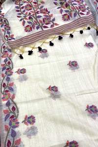 Sari de Seda de Algodón Muga Suave Premium para Mujer, con Adornos de Latkan, para Festivales y Eventos Culturales, con un Estilo Inigualable, lo Más Moderno - Product Image 4