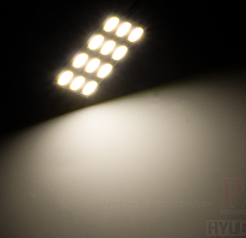 สีขาวอบอุ่น