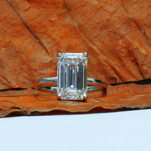 3.0 Ct Emerald Cut Lab Grown Diamond Solitaire Set Bague de fiançailles Or blanc Cadeau d'anniversaire pour elle - Product Image 4