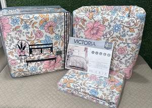 Ensemble de literie à motif floral facile à nettoyer, ensemble de couette en coton pur pour la mariée, pour l'exportation mondiale - Product Image 5