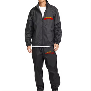 Ensemble de survêtement léger en nylon, veste coupe-vent zippée et pantalon de survêtement, survêtement coupe-vent, ensemble personnalisé en polyester - Product Image 4