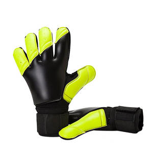 ถุงมือผู้รักษาประตูแบบมืออาชีพ ผลิตจากยางลาเท็กซ์ พร้อมดีไซน์เพื่อการควบคุมที่ดีขึ้น ความสบายในการสวมใส่ และประสิทธิภาพที่ยาวนาน - Product Image 6