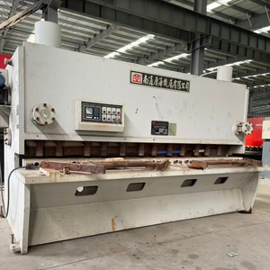 เครื่องตัดไฮดรอลิกแบบกิโยติน 8*3200 มม. รุ่น Qc11k สำหรับตัดแผ่นอะลูมิเนียม - Product Image 4