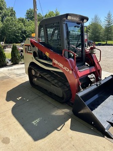 รถตักล้อยางดีเซล Takeuchi TL6R รถตักขนาดเล็กแบบตีนตะขาบ - Product Image 2