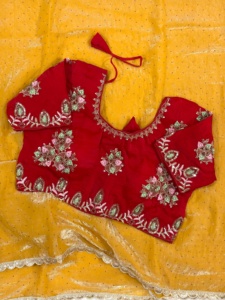 Sari en soie fantaisie aux couleurs étonnantes avec broderie, fabriqué à Surat, prix de gros pour les fabricants de mode féminine. - Product Image 5