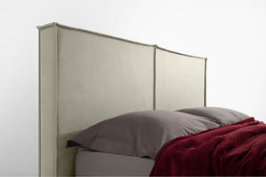 Lit rembourré doux Made in Italy, design moderne et minimaliste, tête de lit sur mesure. Boîte de rangement en tissu personnalisable en option - Product Image 2