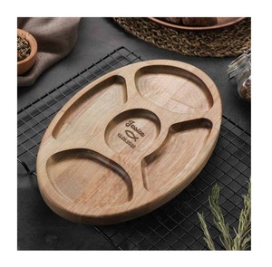 Plato de madera hecho a mano de diseño único, plato de servicio de madera de Acacia personalizado - Product Image 4