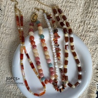 Collier ajustable en pierre naturelle, agate et perle d'eau douce plaqué or, avec perles délicates personnalisées aux tons chauds, pour boutiques