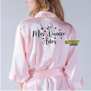 Batas de novia OEM con logotipo personalizado para niños, cumpleaños, satén de seda, dama de honor para mujer, bata de fiesta de boda, batas personalizadas de lujo al por mayor - Product Image 3