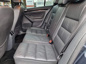Oferta Especial: Volkswagen Golf - ¡LISTO PARA ENVIAR! - Product Image 4