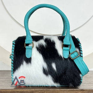 Bolsa de Viaje de Fin de Semana de Diseño Occidental Personalizada 2025, Bolsa de Transporte Mediana de Cuero Vacuno Genuino, Bolsas de Viaje Rápidas para Hombres y Mujeres - Product Image 1