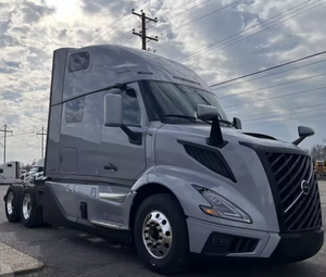 El mejor!! Camión Semirremolque Vol_VO VNL64T 660 VNL64T660 Usado SUPER ECONÓMICO, Modelos 2022, 2023 y 2024 - Product Image 2