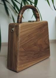 Bolso de mano de madera de acacia natural hecho a mano para mujeres y niñas, bolso elegante de madera para bodas y fiestas, nuevo diseño y precio económico. - Product Image 4