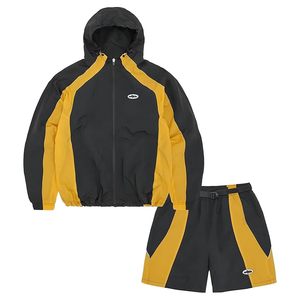 Chándal cortavientos unisex con logotipo personalizado, chaqueta con capucha de nailon con cremallera y pantalones cortos deportivos, pantalones de chándal de verano ecológicos para hombres - Product Image 6