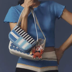 Sac à main bandoulière classique pour femme en coton perlé fait main par HUSSAIN CRAFTS, arc-en-ciel, tendance, coloré - Product Image 1