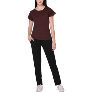 Vente en gros à prix réduit de survêtements d'été pour femmes Ensemble survêtement d'été pour femmes de haute qualité fabriqué par des professionnels avec logo personnalisé - Product Image 5