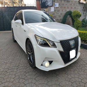 Toyota Crown usado Velocidad máxima fresca y limpia bastante usada Sin historial de accidentes Conducción a la izquierda y a la derecha Precio barato Compre ahora a la venta - Product Image 6