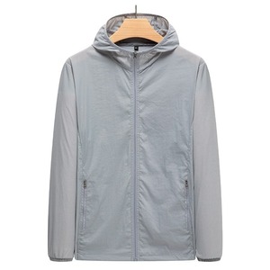 <b>Men</b> Windbreaker <b>Jacket</b> Lightweight Water Resistant Comfortable Fit With Elastic Cuffs for Hiking - Product Image 3