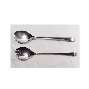 Ensemble de serveurs à salade en acier inoxydable de finition luxueuse avec polissage miroir pour une décoration élégante de table à manger et une utilisation en fête - Product Image 6