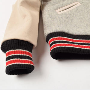 Vestes de baseball en laine unie en vrac pour hommes, lettres brodées personnalisées, marque privée, vente en gros, veste universitaire vierge pour hommes - Product Image 4