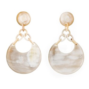 Pendientes de aro de gota de moda duraderos hechos a mano modernos y elegantes del fabricante indio para mujer, venta a granel, cuerno artesanal natural - Product Image 2