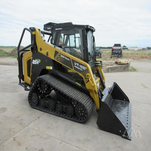 2026 ASV POSI-TRACK VT100 FORESTRY | Chargeuse forestière compacte sur chenilles VT-100 103,5 CV avec broyeur forestier à haut débit à vendre - Product Image 4