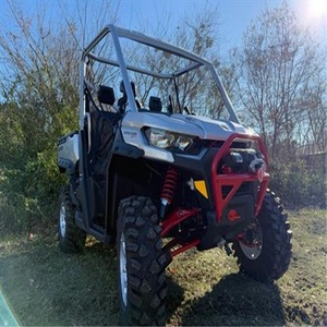 Can-Am Defender X MR HD10 2025 Completamente Equipado en Color Plata Hiperbrillante |   Winche de 4,500 lb y Luces LED Signature, Can-Am Defender X MR HD10 de 82 HP, Modelo 2025 - Product Image 5