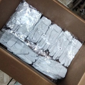 Gants de frappe de baseball professionnels robustes, gants en cuir originaux personnalisés pour les joueurs de sport jeunes et adultes - Product Image 4